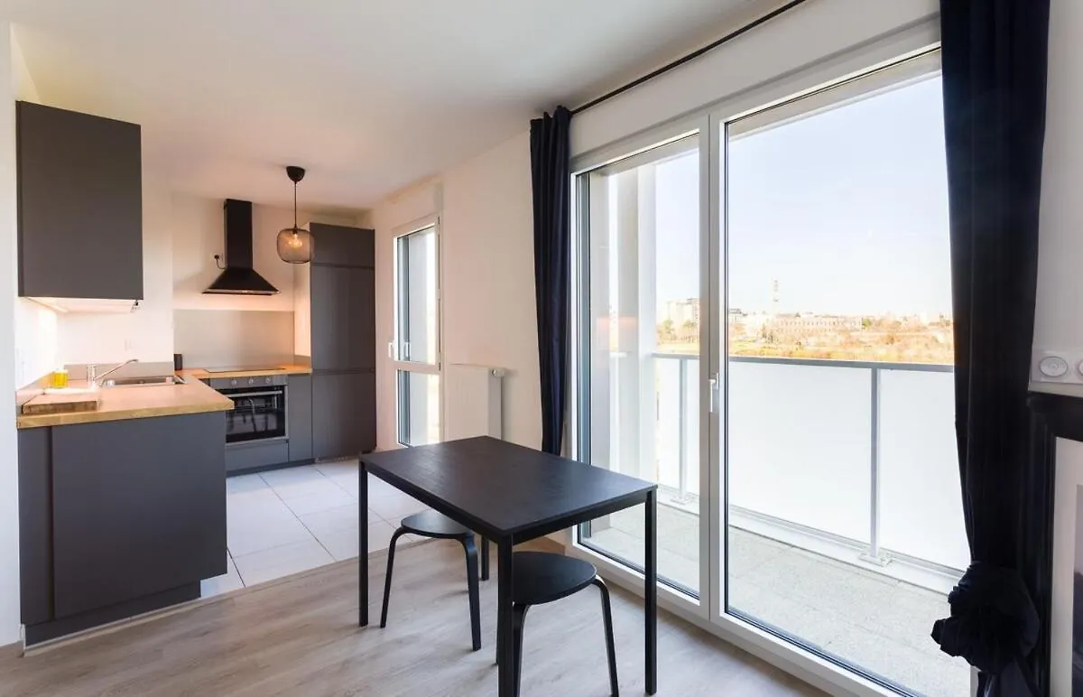 Le Rio, Appartement Avec Terrasse & Parking Rennes France