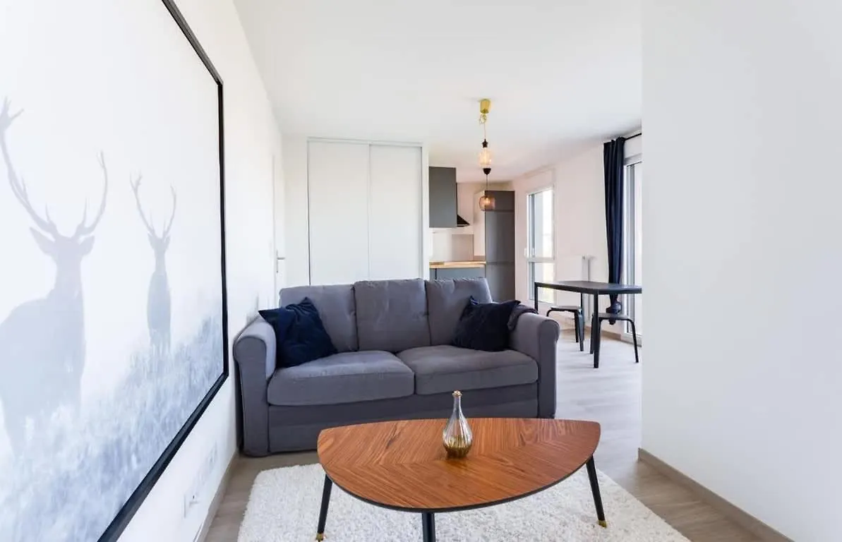 Le Rio, Appartement Avec Terrasse & Parking Rennes 0*,  France